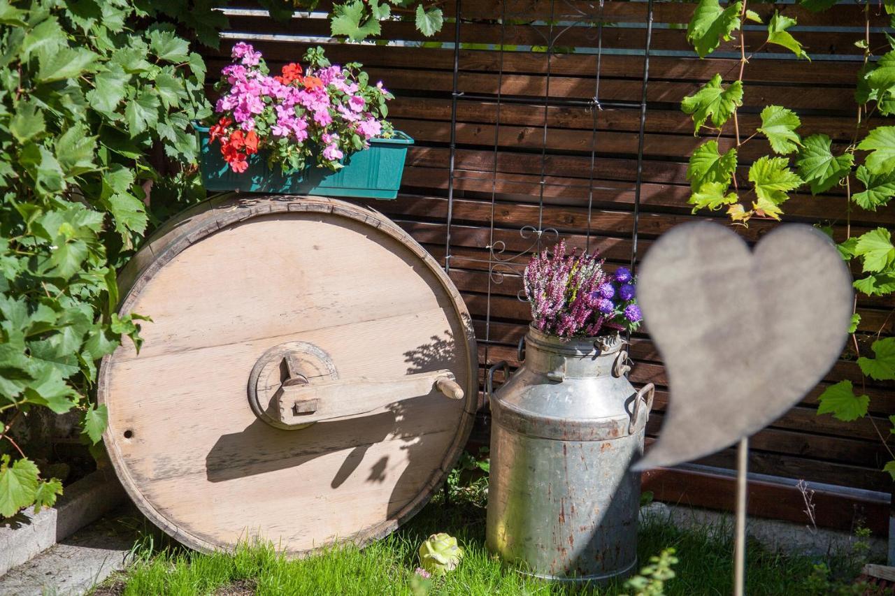 Ferienwohnung Bei Cooldog Imst Exterior foto